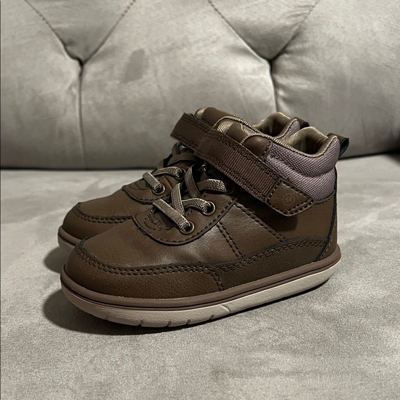 Stride Rite Braxton Sneaker Boot - Picture 2 of 5